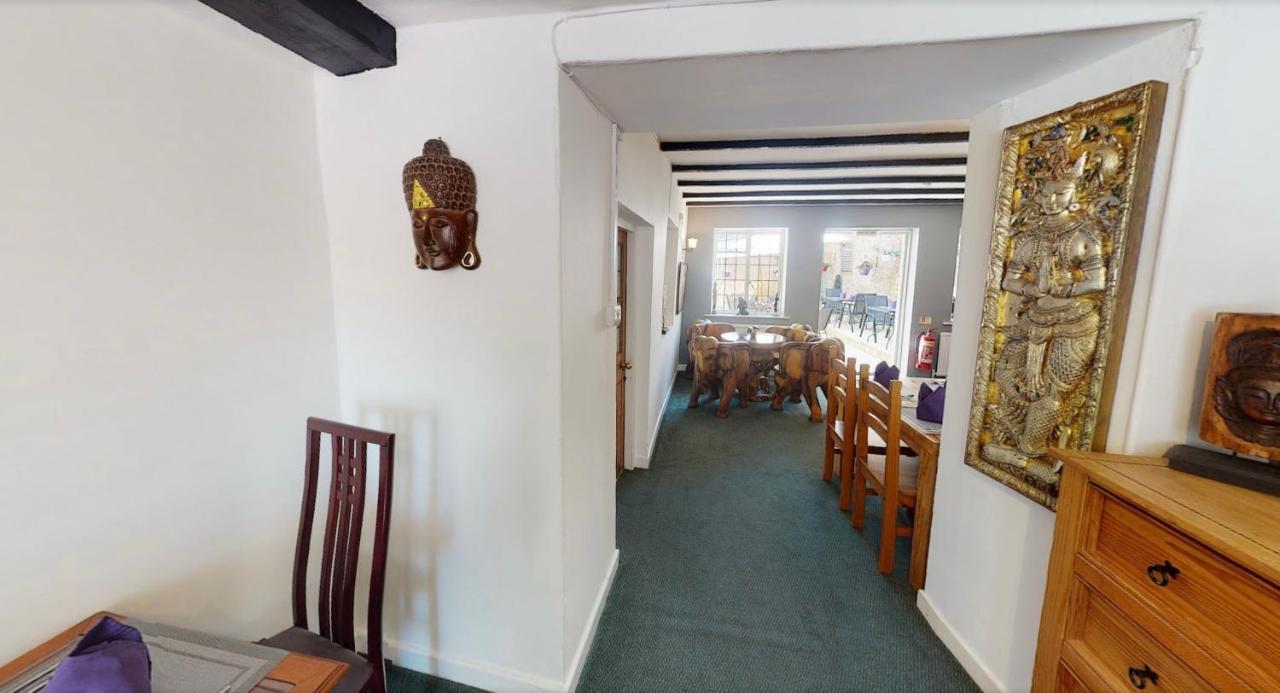 Gasthof Siam Over 300 Years Old With Thai Restaurant *