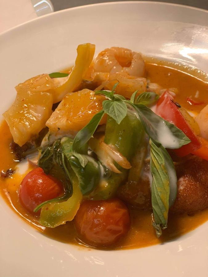 Siam Over 300 Years Old With Thai Restaurant Gasthof
