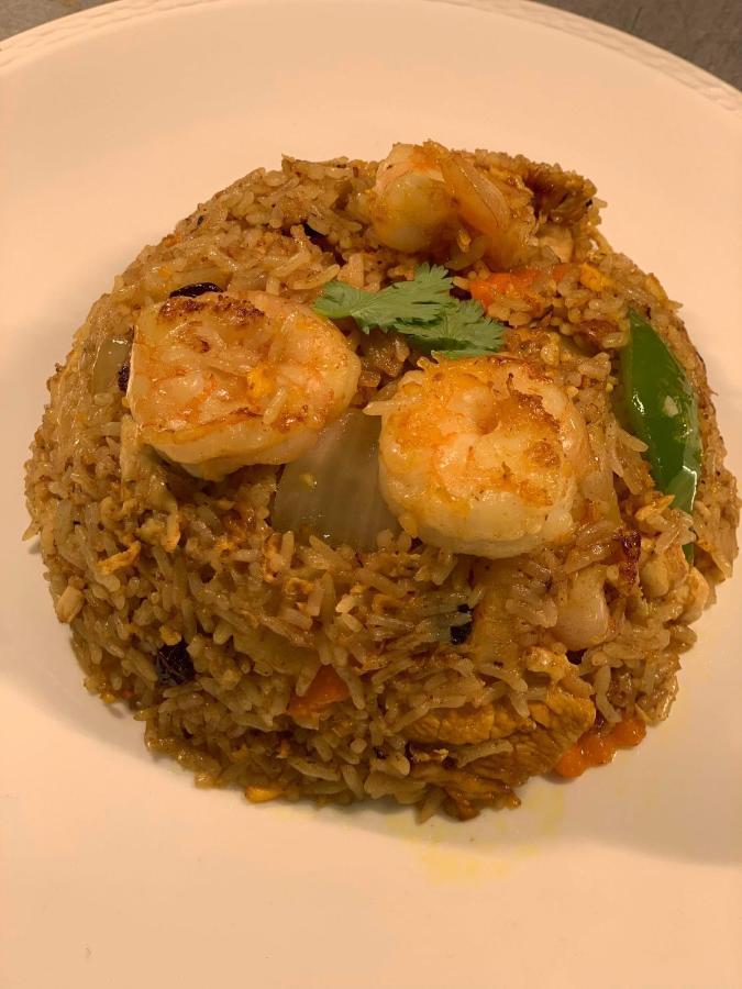 Siam Over 300 Years Old With Thai Restaurant Gasthof
